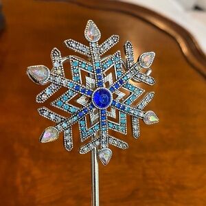 Blue and Silver Snowflake Pin